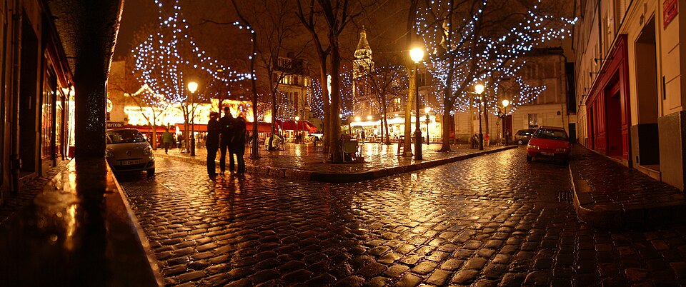 Montmartre at night