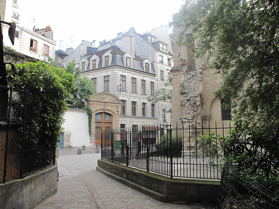 Rue Saint-Julien-le-Pauvre, Paris