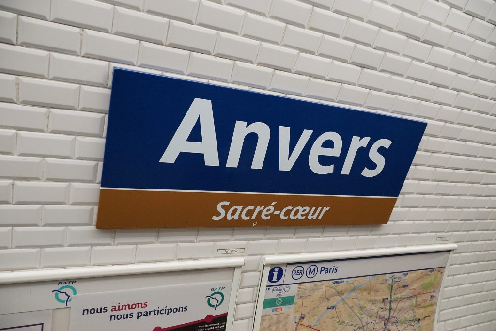 Anvers metro station, Paris